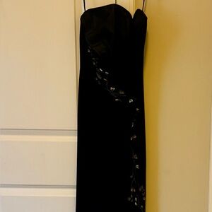 Elegant Black Strapless Dress